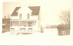 Parchment Color: Hex Code, Palettes & Meaning