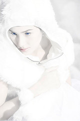 Off-white Color: Hex Code, Palettes & Meaning